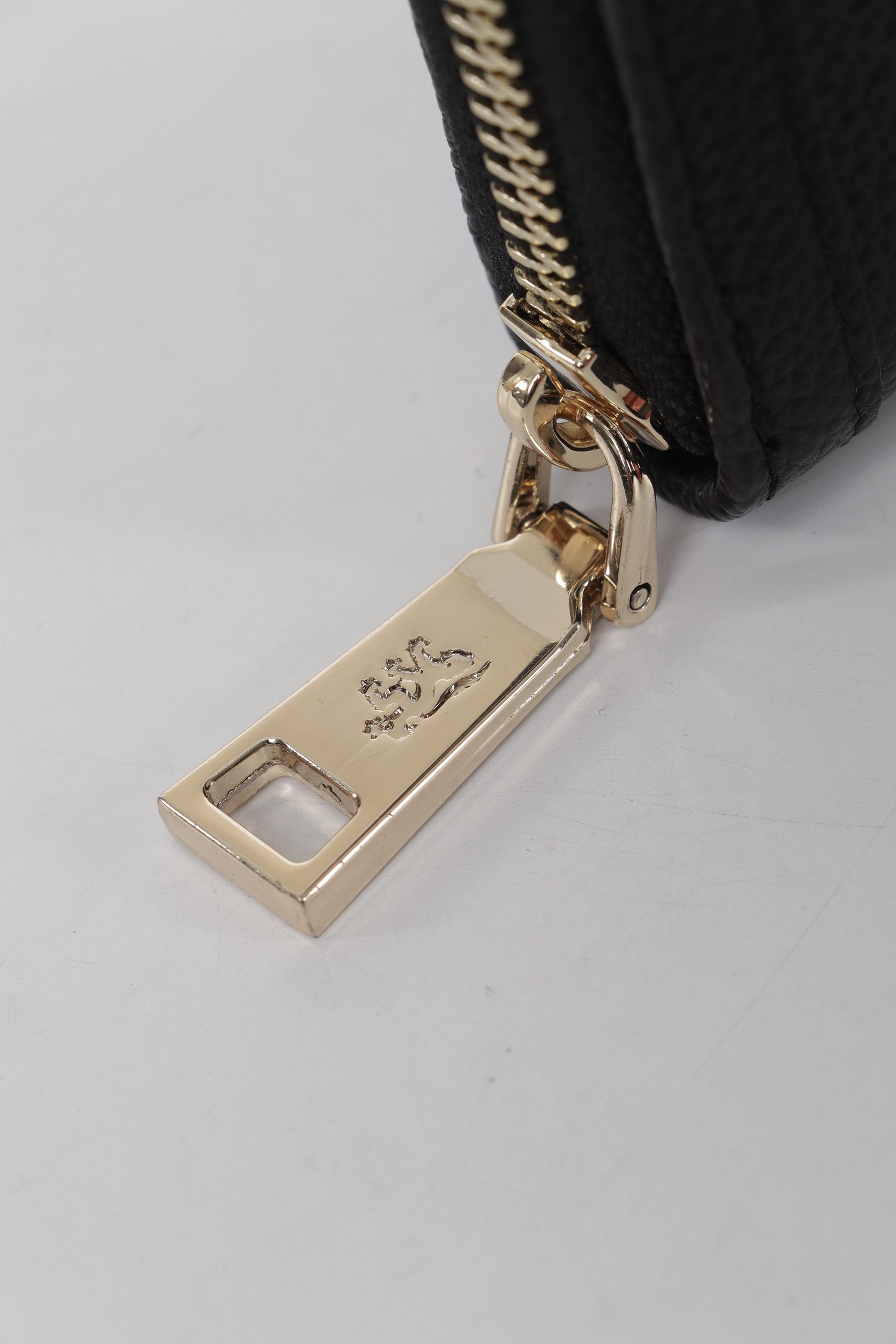 Pringle Argyle AOP Zip Around Purse - Image 4