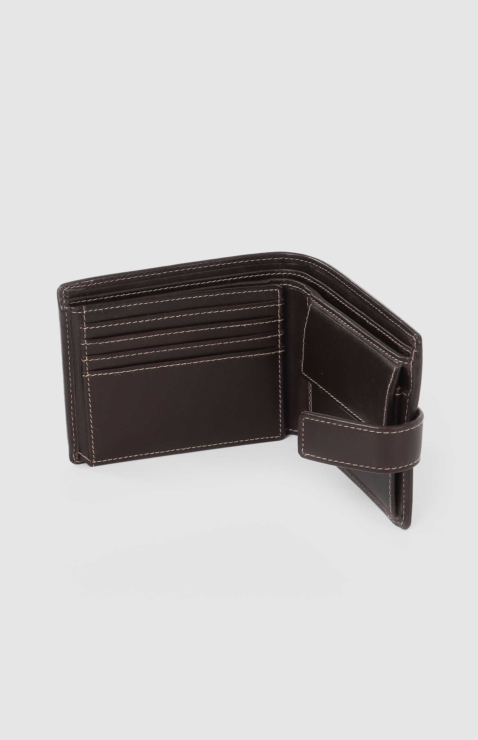 Pringle Myles Trifold Wallet - Image 4