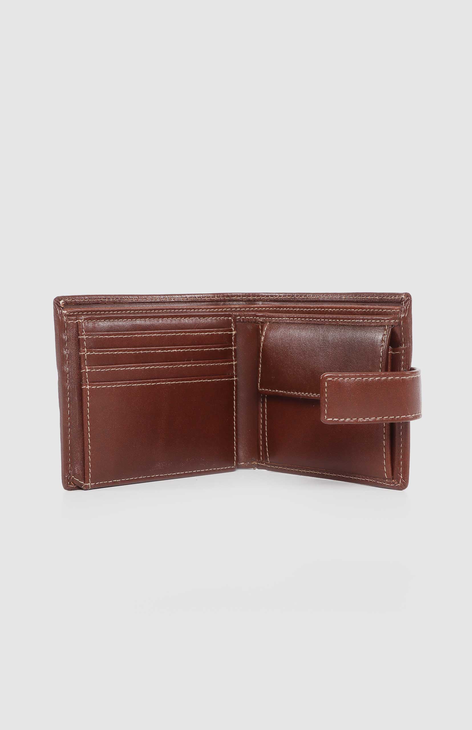 Pringle Myles Trifold Wallet. - Image 3