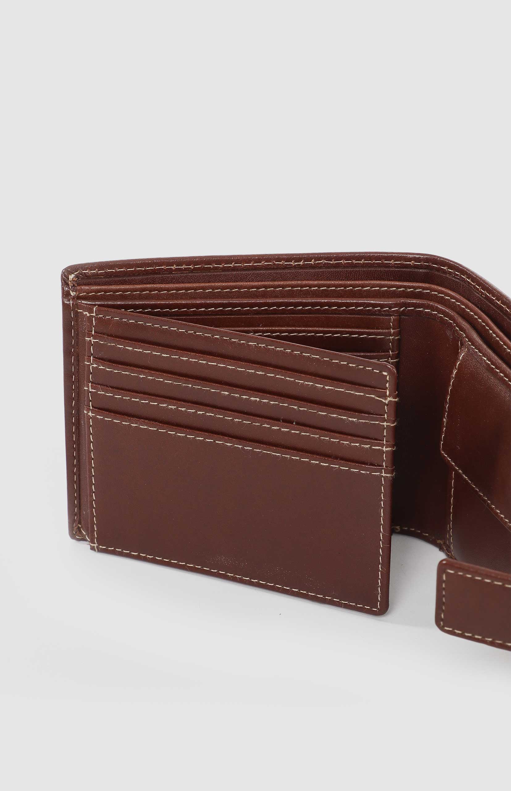 Pringle Myles Trifold Wallet. - Image 7