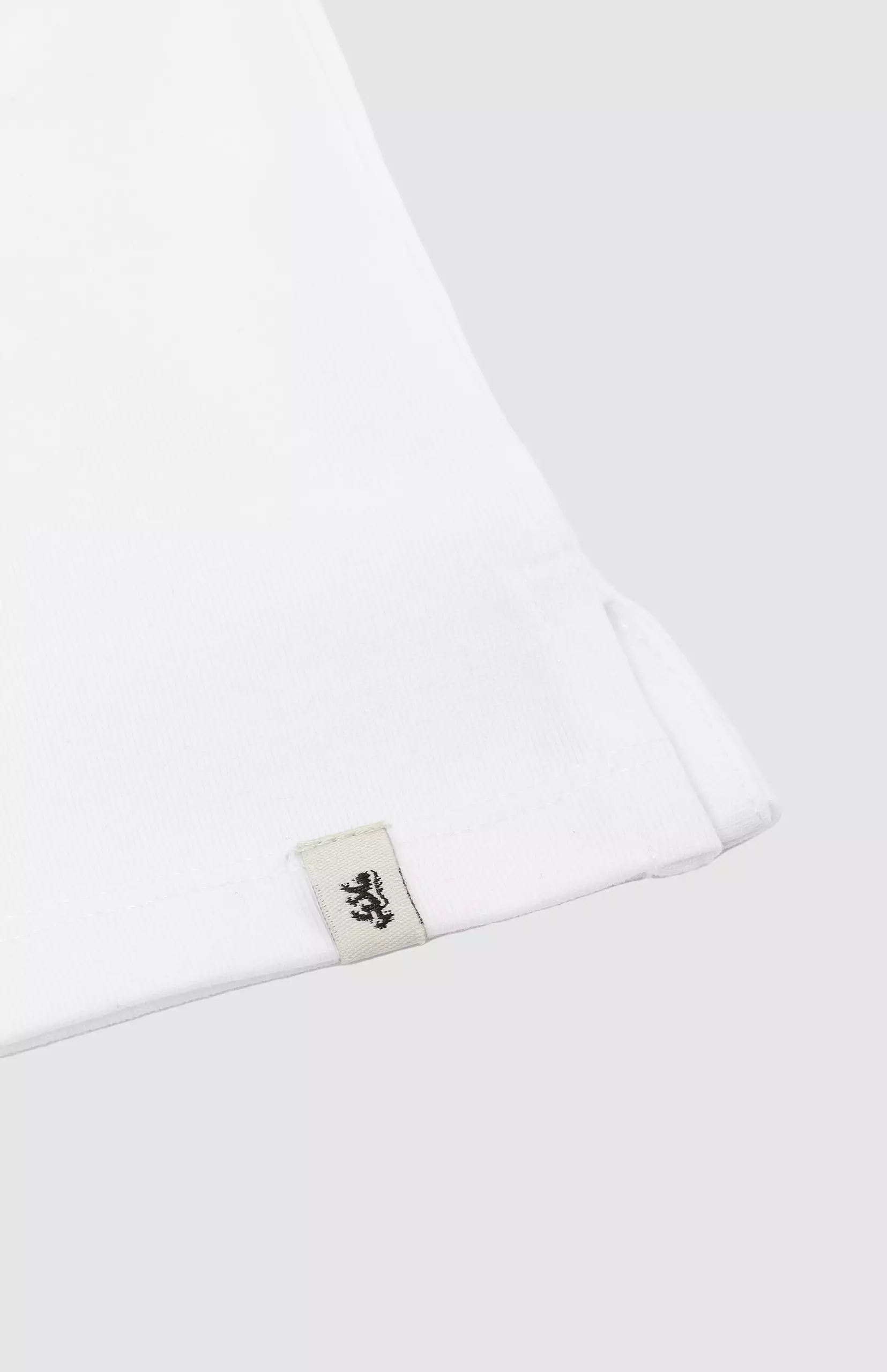 Jason Embroidery T-Shirt - Image 3