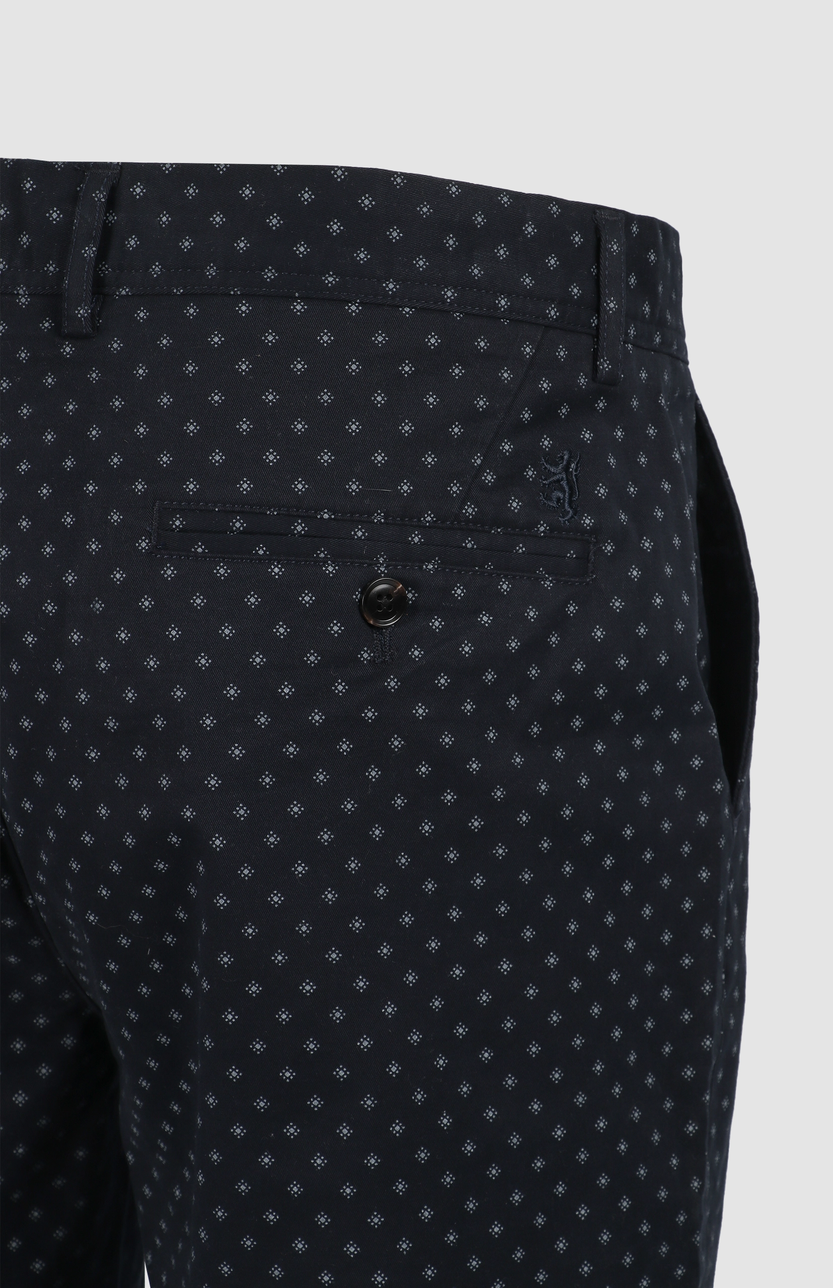 Peter Printed Shorts - Image 3